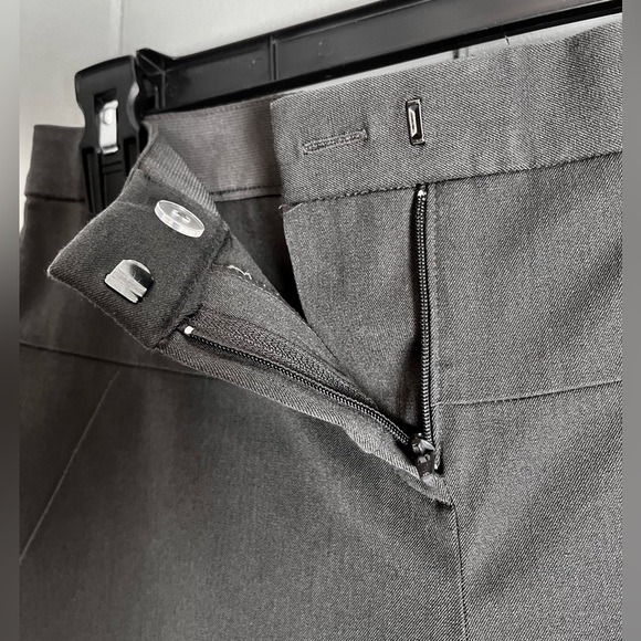 Alfani Comfort Waist Capris - Picture 3 of 5